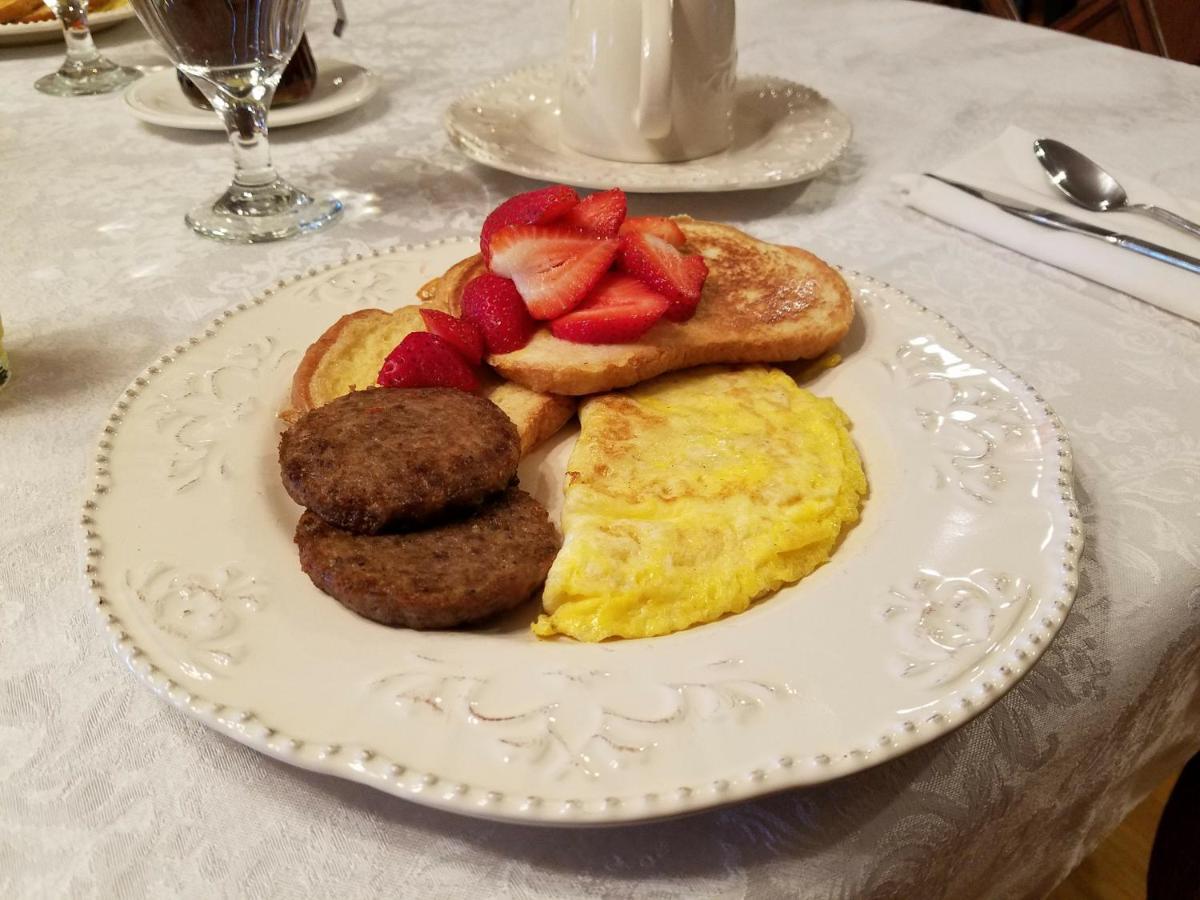 Blue Ridge Manor Bed And Breakfast Fancy Gap ภายนอก รูปภาพ